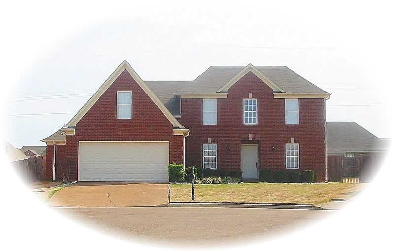Front view of Traditional home (ThePlanCollection: House Plan #170-2328)