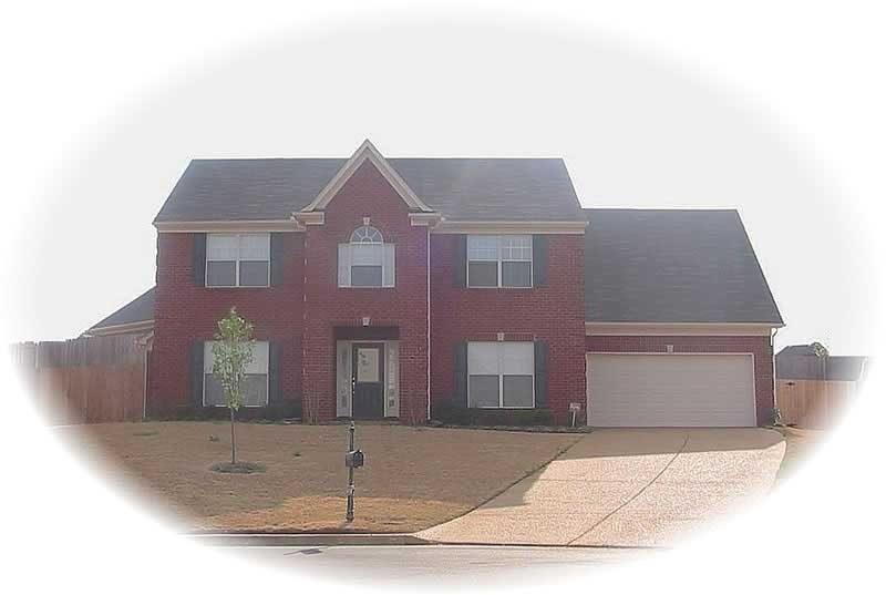 Front view of Traditional home (ThePlanCollection: House Plan #170-2361)