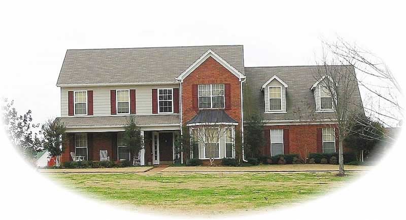 Front view of Traditional home (ThePlanCollection: House Plan #170-3079)