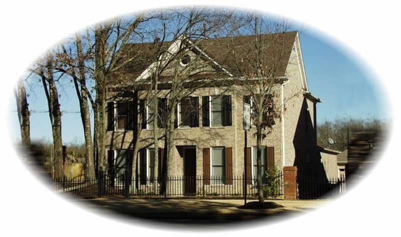 Front view of Traditional home (ThePlanCollection: House Plan #170-3314)