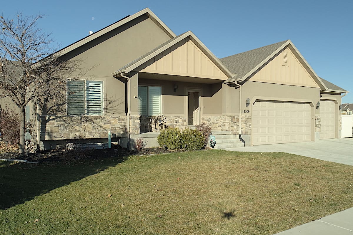 Left Side View of this 3-Bedroom,1667 Sq Ft Plan -187-1020