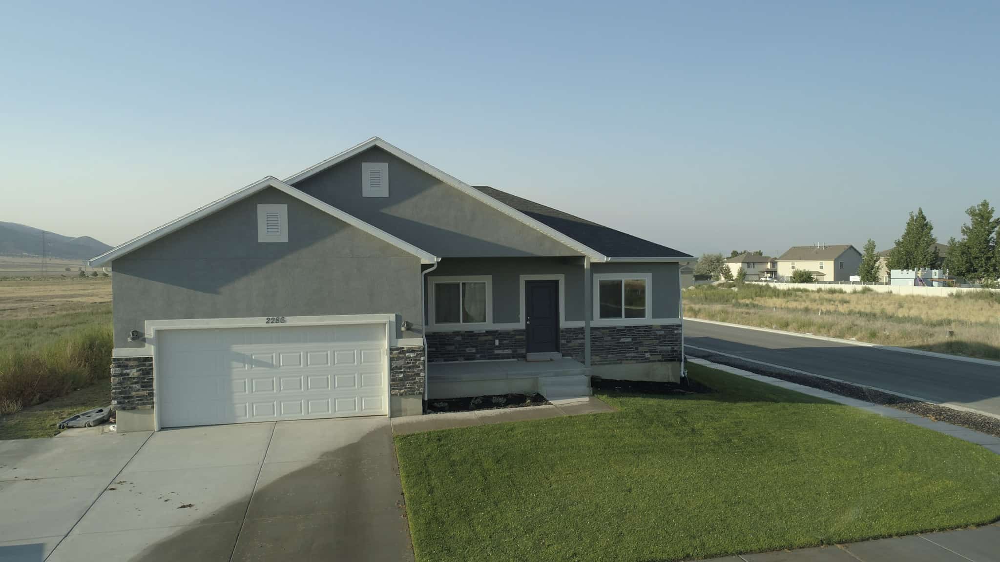 Front View of this 5-Bedroom,1280 Sq Ft Plan -187-1182