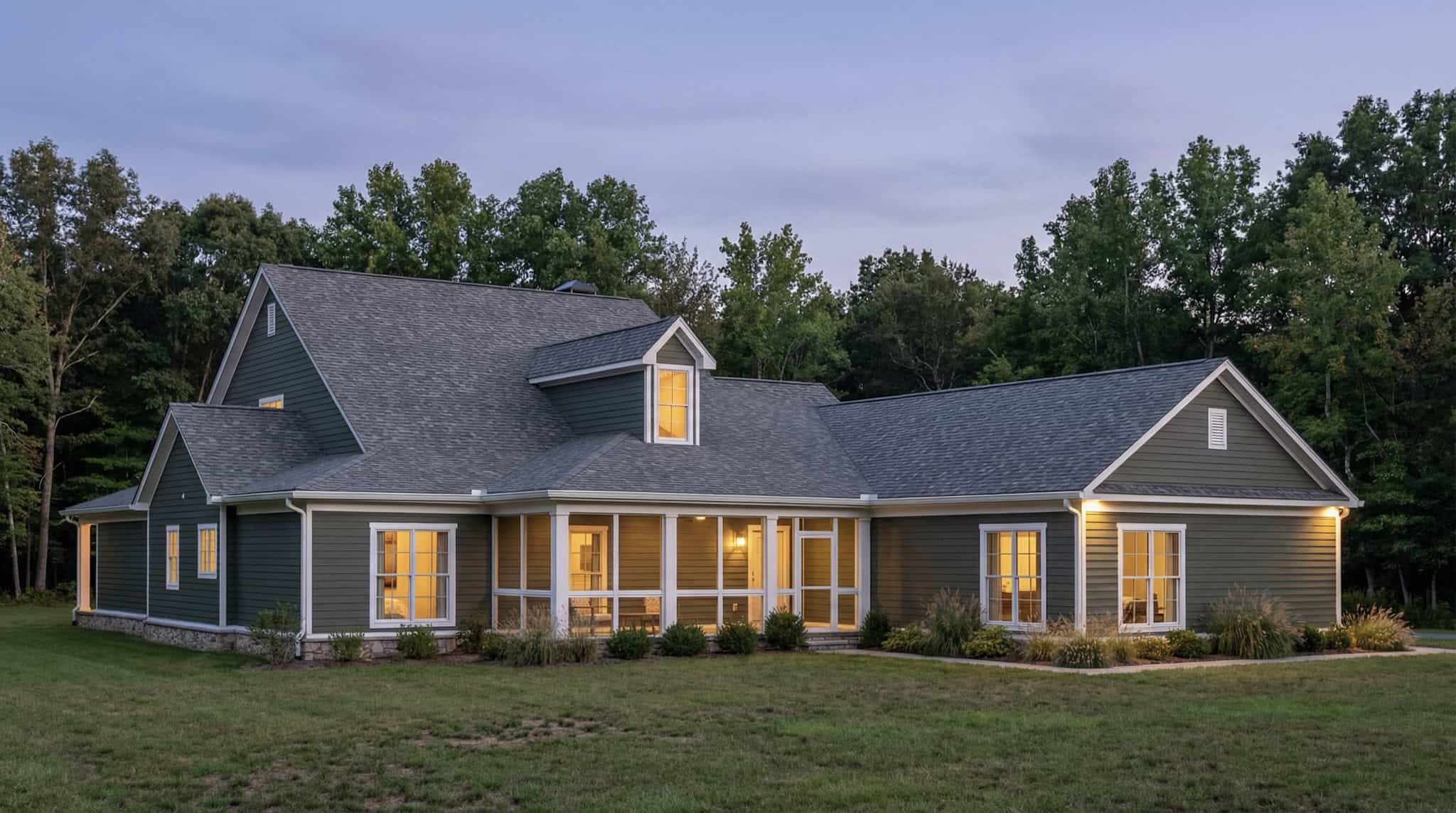 Rear View of this 3-Bedroom,3418 Sq Ft Plan -193-1389