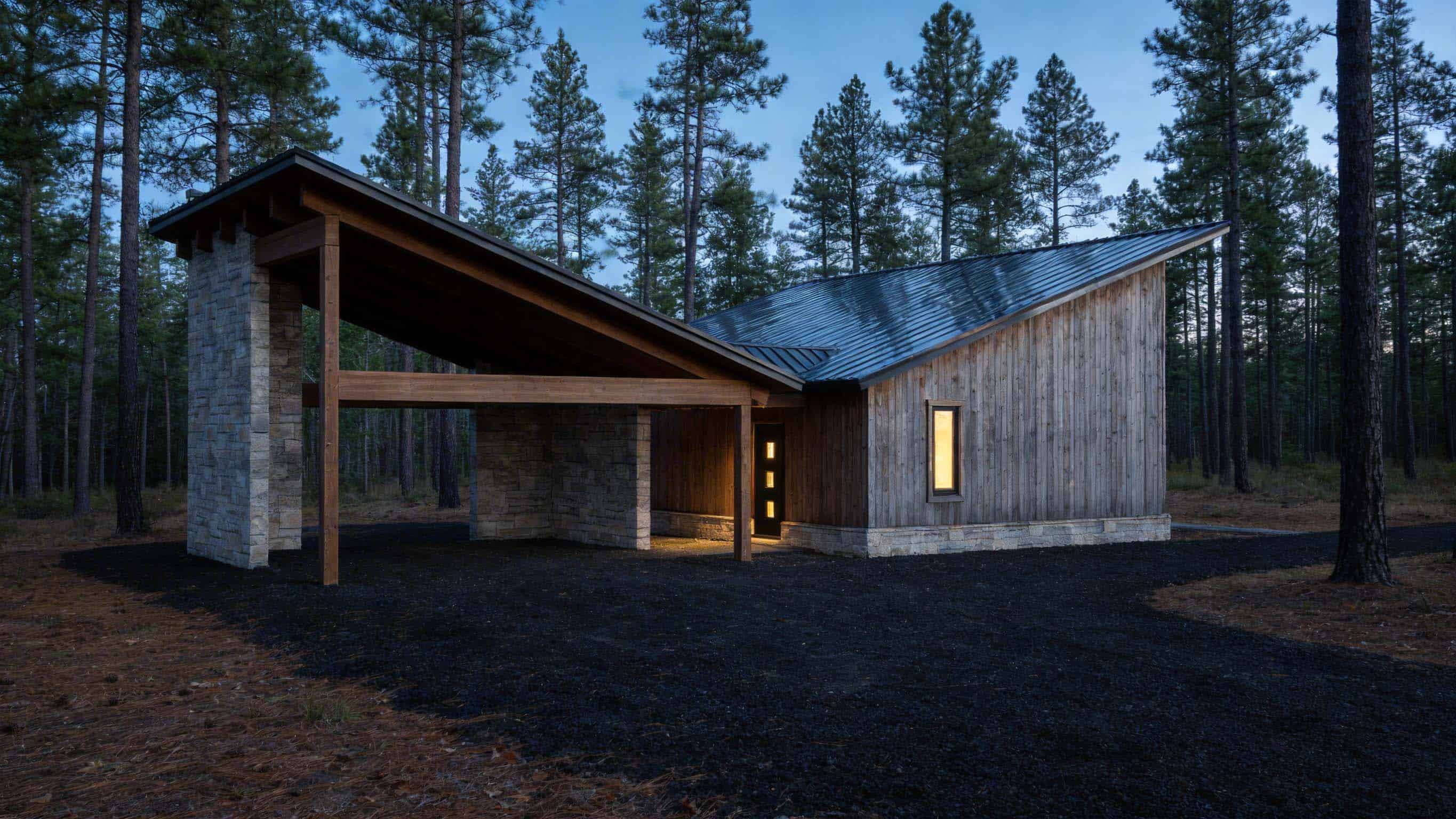 Rear View of this 3-Bedroom,1100 Sq Ft Plan -193-1393