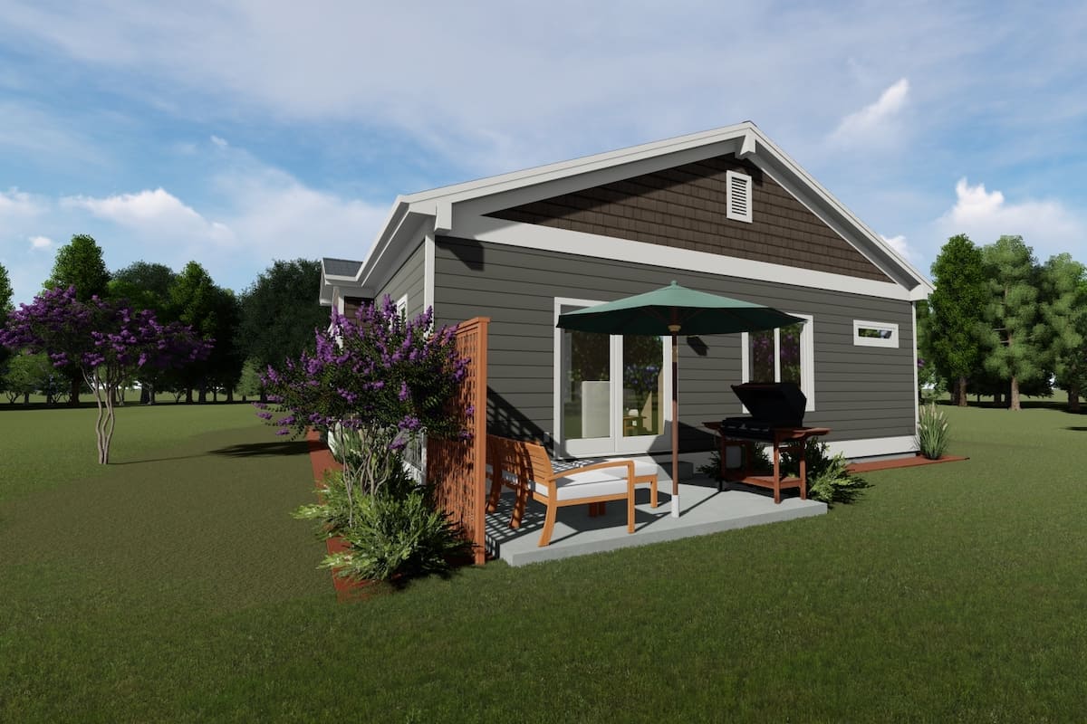 Rear View of this 3-Bedroom, 1470 Sq Ft Plan - 194-1013