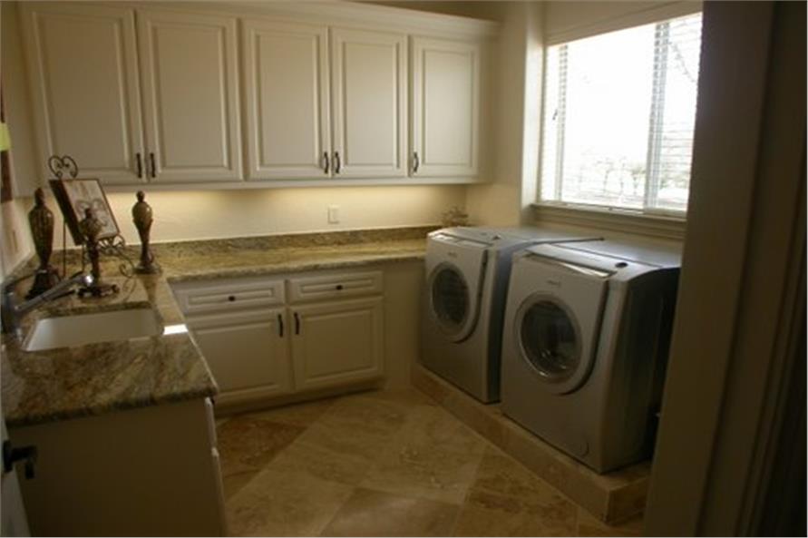 195-1070: Home Interior Photograph-Laundry Room