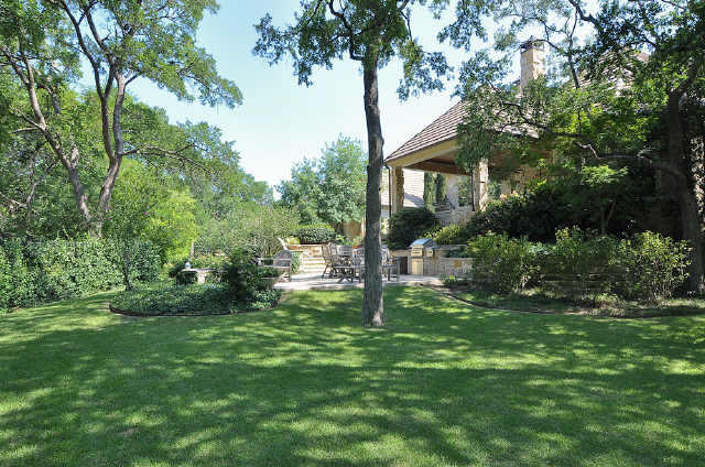 Landscaping: Garden of this 5-Bedroom,7823 Sq Ft Plan -7823