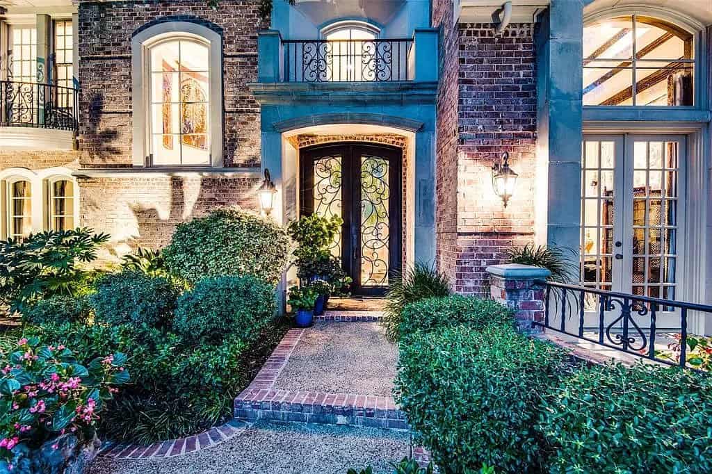 Front Door of this 3-Bedroom,3288 Sq Ft Plan -195-1287