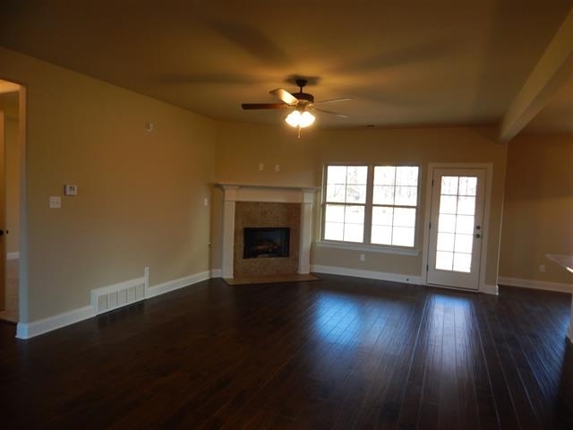 Home Interior Photograph of this 3-Bedroom,3018 Sq Ft Plan -3018