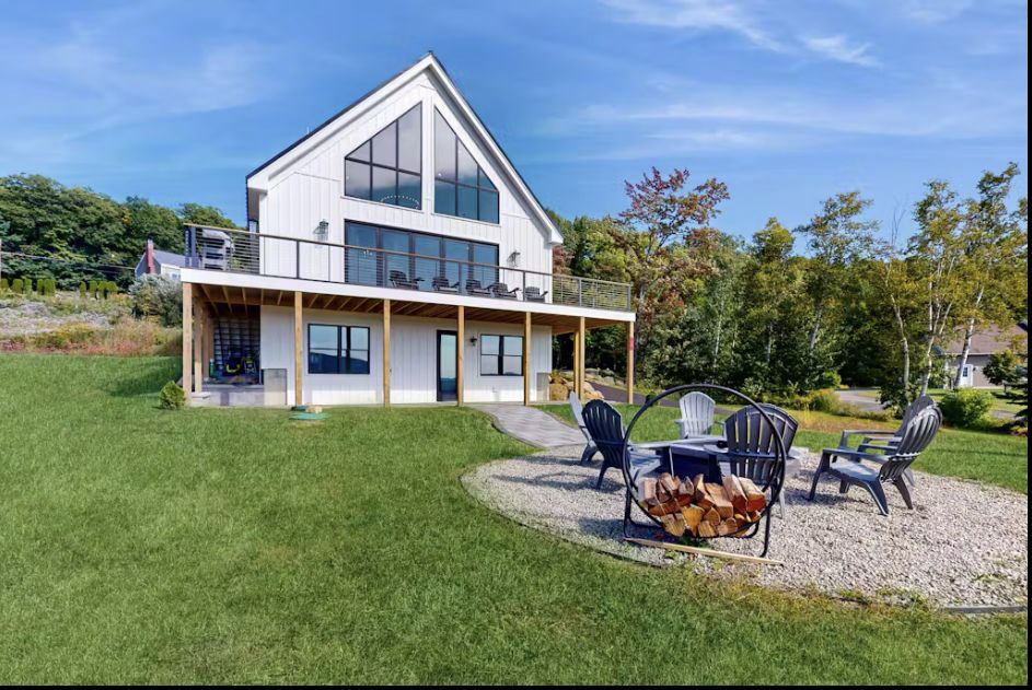 Front View of this 3-Bedroom,1770 Sq Ft Plan -196-1281