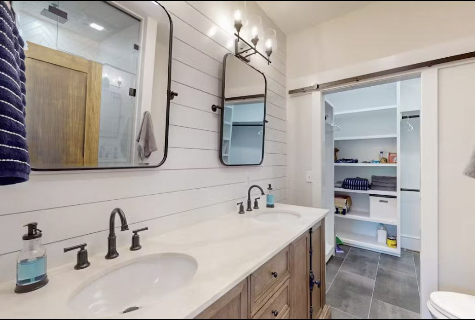 Bathroom of this 3-Bedroom,1770 Sq Ft Plan -196-1281