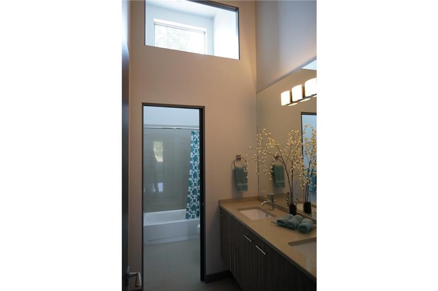 202-1021: Home Interior Photograph-Bathroom