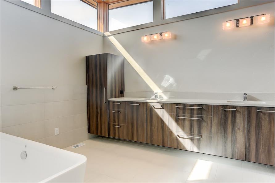 202-1026: Home Interior Photograph-Master Bathroom