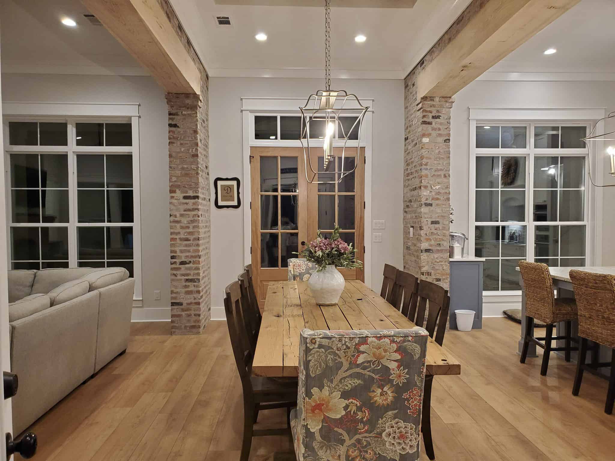 Dining Room of this 4-Bedroom,2514 Sq Ft Plan -206-1098