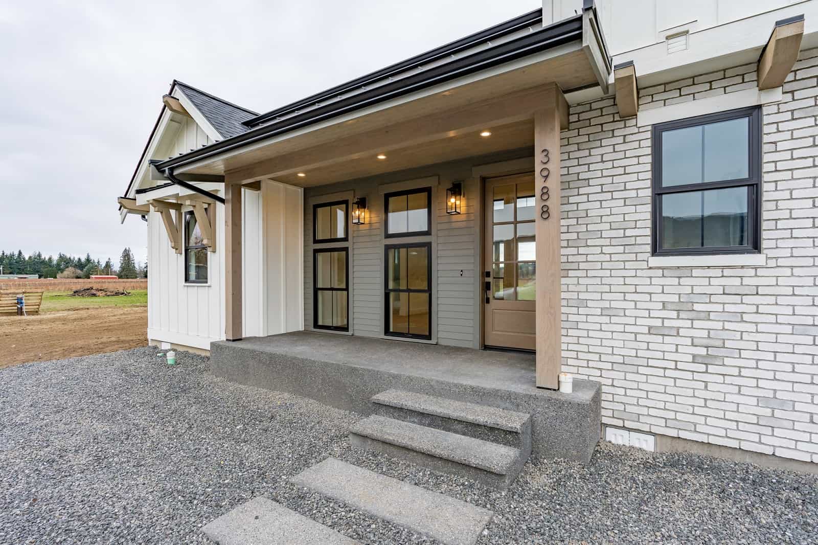 Front View of this 3-Bedroom,2490 Sq Ft Plan -214-1001