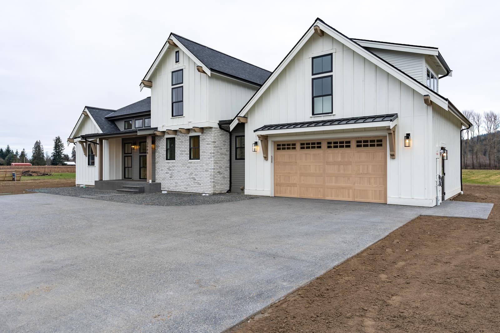Garage of this 3-Bedroom,2490 Sq Ft Plan -214-1001