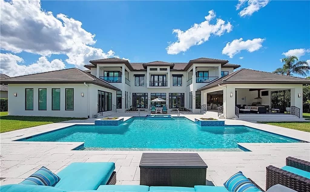 Rear View of this 4-Bedroom,7117 Sq Ft Plan -219-1003