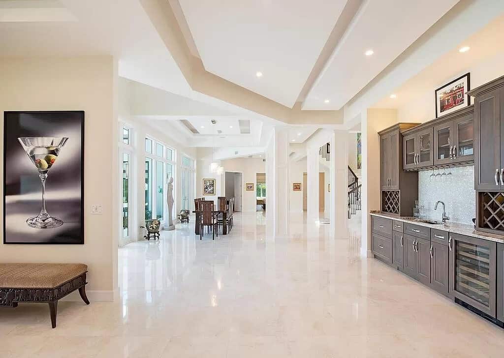 Wet Bar of this 4-Bedroom,7117 Sq Ft Plan -219-1003