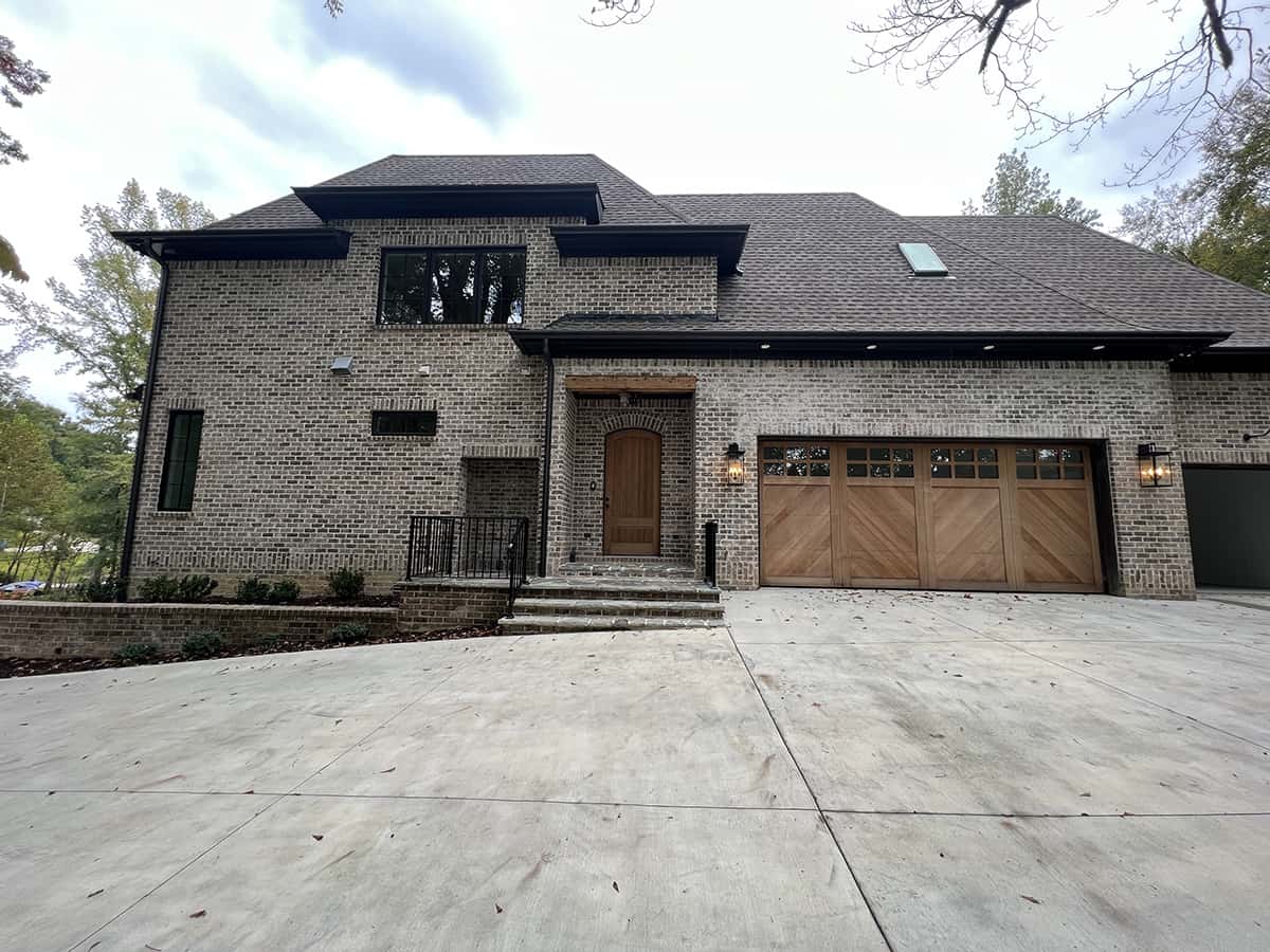 Right Side View of this 6-Bedroom,5655 Sq Ft Plan -225-1103