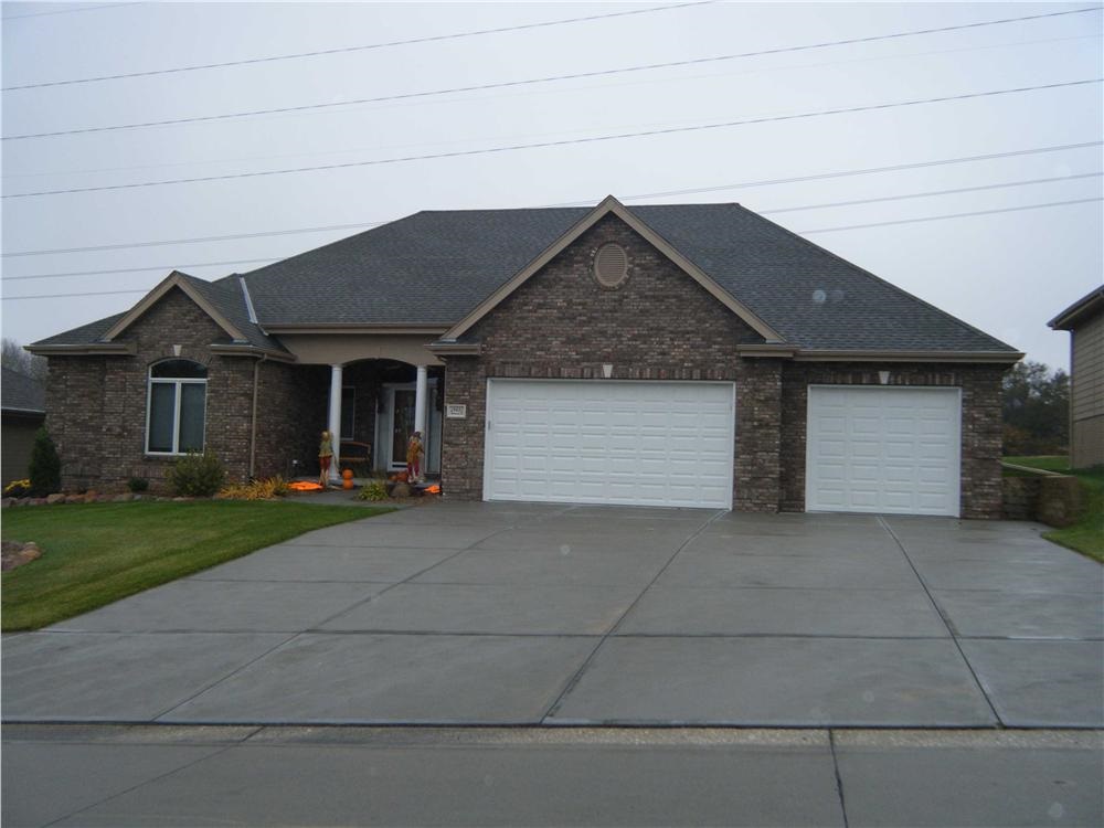 3-Bedroom, 1800 Sq Ft Small House Plans - 100-1084 - Main Exterior