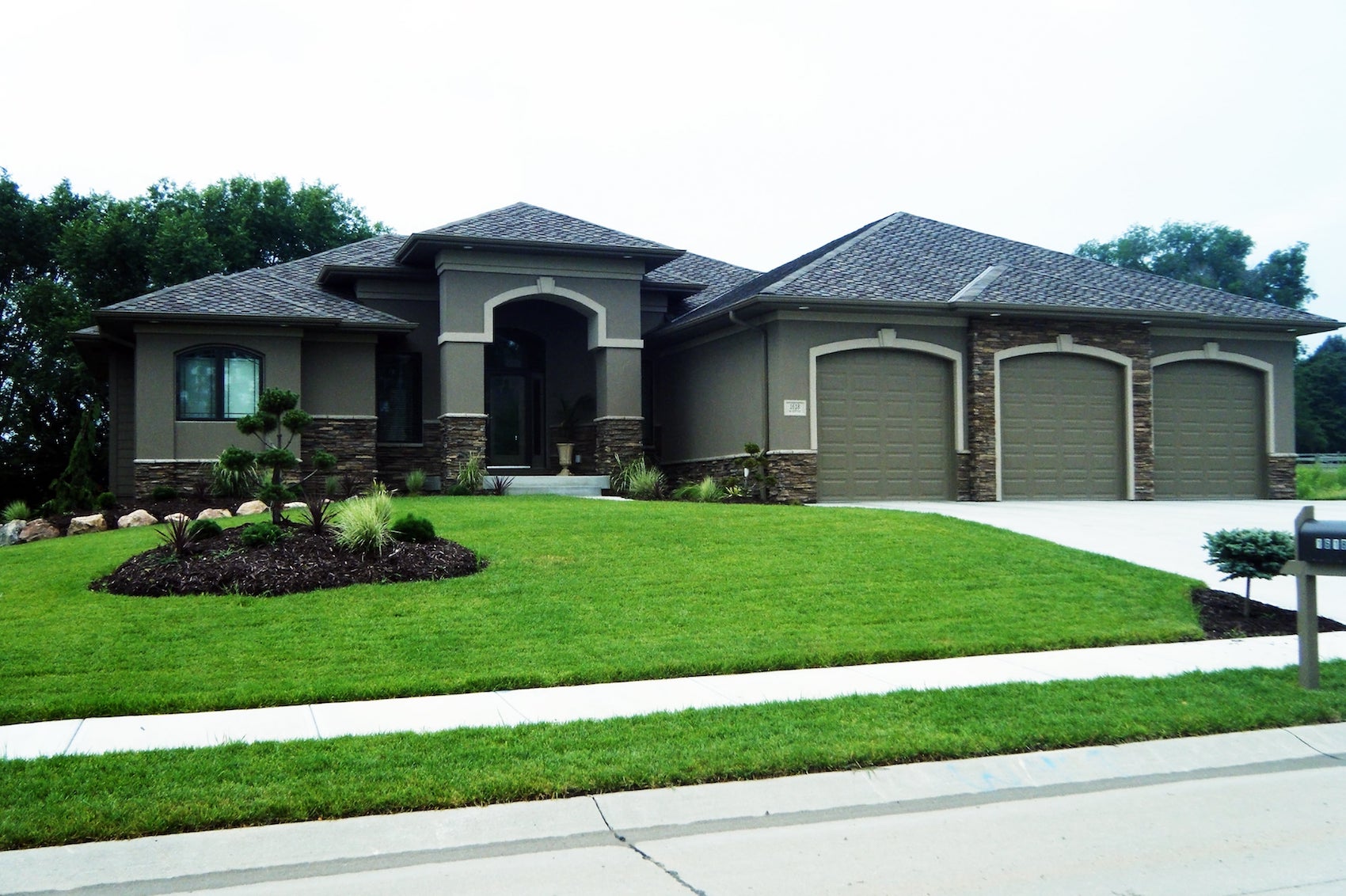 2-Bedroom, 2112 Sq Ft Mediterranean House Plan - 100-1112 - Front Exterior