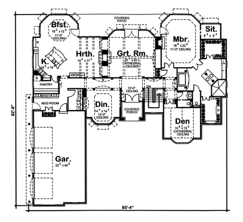 MAIN LEVEL FLOOR PLAN