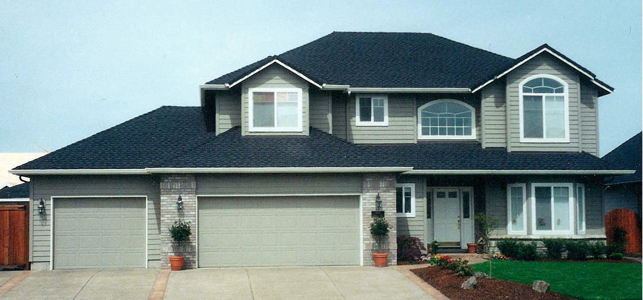 4-Bedroom, 2336 Sq Ft Colonial House - Plan #108-1232 - Front Exterior