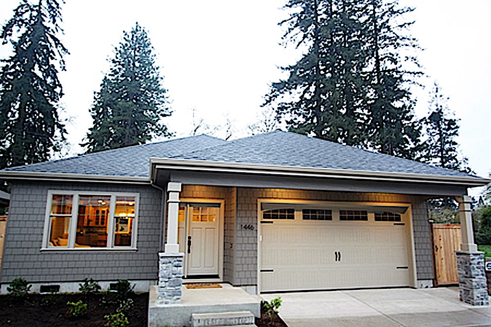 3-Bedroom, 1737 Sq Ft Shingle Home -  #108-1908 - Main Exterior