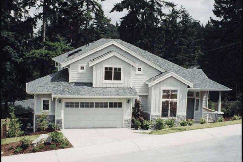 3-Bedroom, 2270 Sq Ft Craftsman House Plan - 115-1292 - Front Exterior
