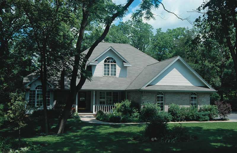 4-Bedroom, 1999 Sq Ft Country Home Plan - 120-1334 - Main Exterior