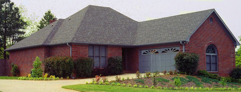 3-Bedroom, 2157 Sq Ft French House Plan - 124-1009 - Front Exterior