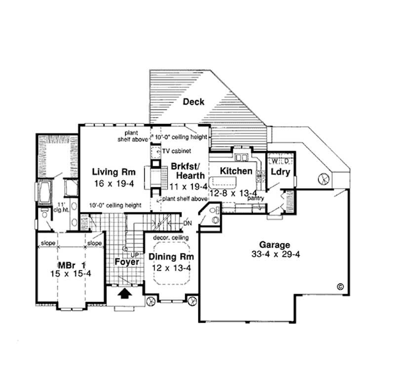 MAIN LEVEL FLOOR PLAN