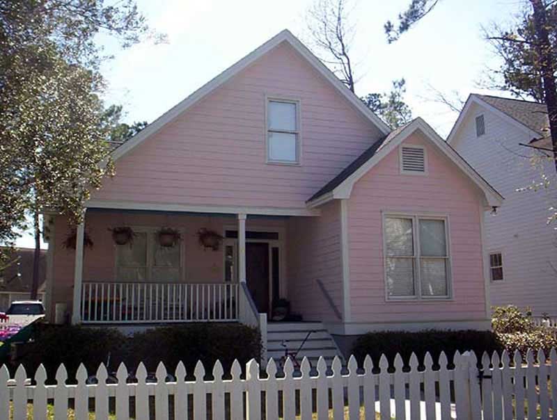 3-Bedroom, 1451 Sq Ft Small House Plans - 131-1084 - Front Exterior