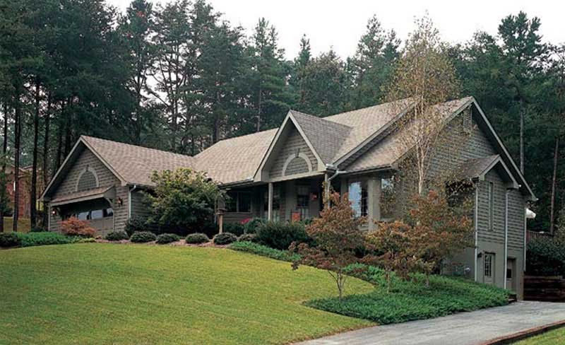 1-Bedroom, 1686 Sq Ft Ranch Home Plan - 131-1112 - Main Exterior