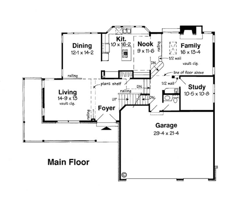 MAIN LEVEL FLOOR PLAN