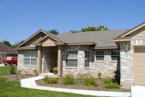 3-Bedroom, 1442 Sq Ft Small House Plans - 136-1013 - Main Exterior