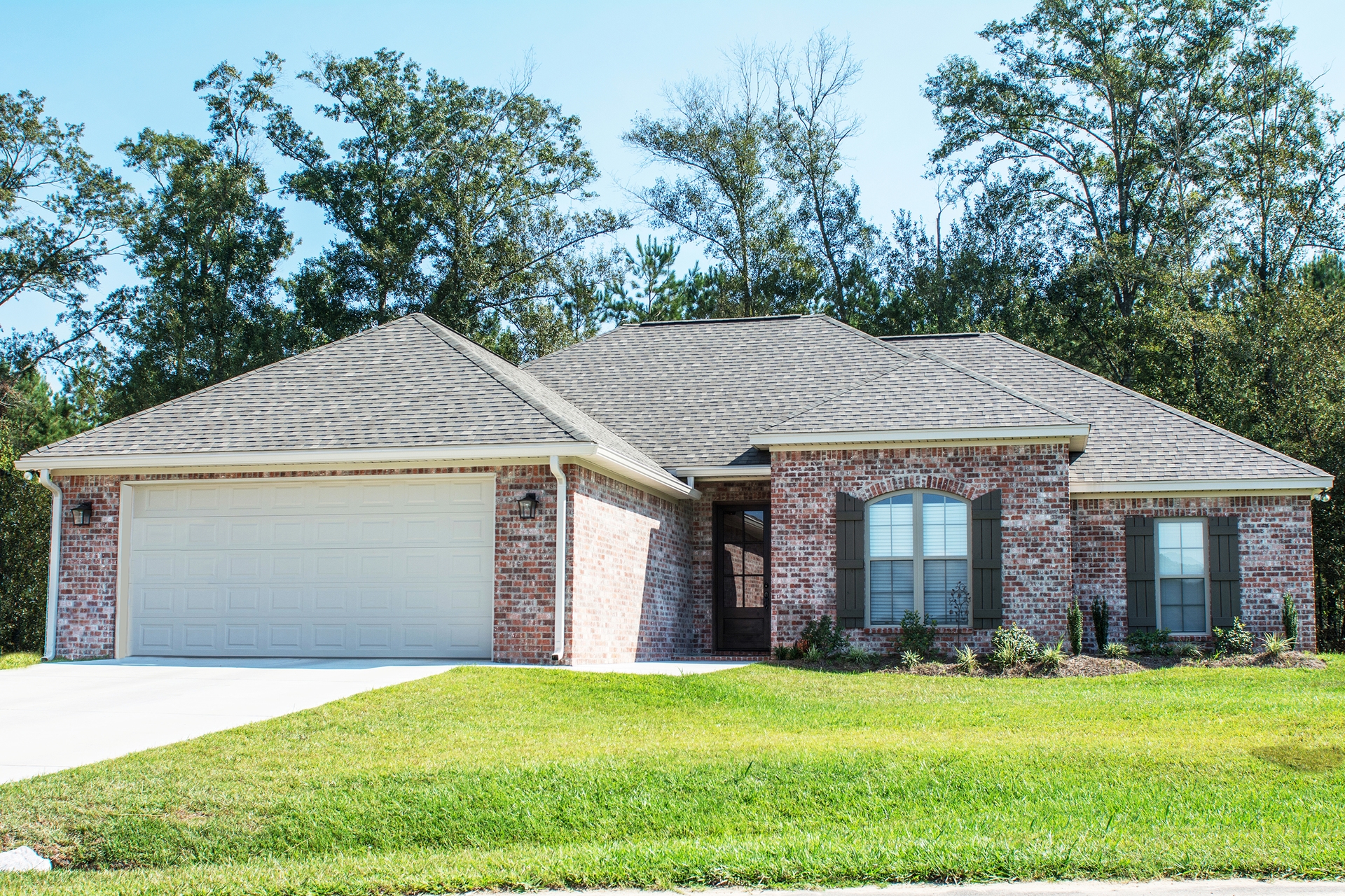 4-Bedroom, 1830 Sq Ft French Home Plan - 142-1081 - Main Exterior