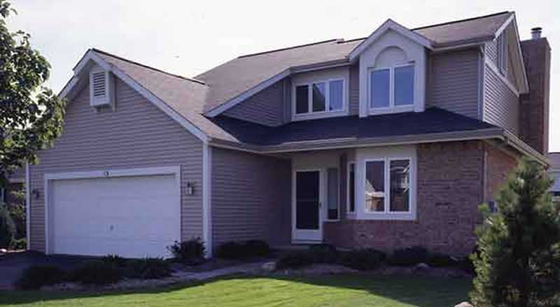 3-Bedroom, 1739 Sq Ft Contemporary House Plan - 146-2741 - Front Exterior