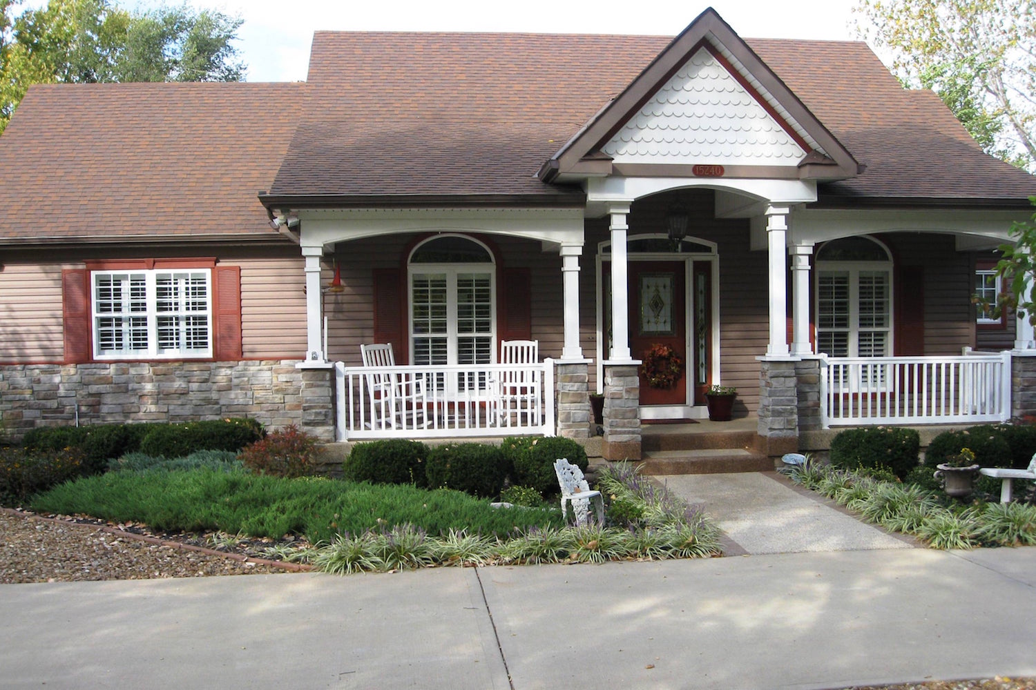 2-Bedroom, 2521 Sq Ft Craftsman Home Plan - 147-1029 - Main Exterior