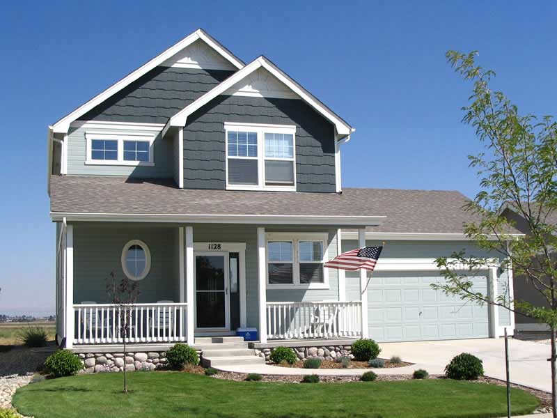 3-Bedroom, 1612 Sq Ft Victorian House Plan - 161-1018 - Front Exterior