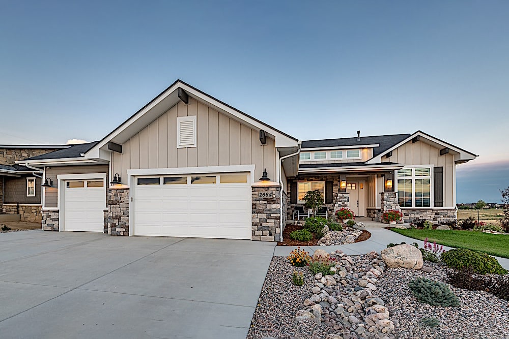 3-Bedroom, 2442 Sq Ft Ranch House - Plan #161-1103 - Front Exterior