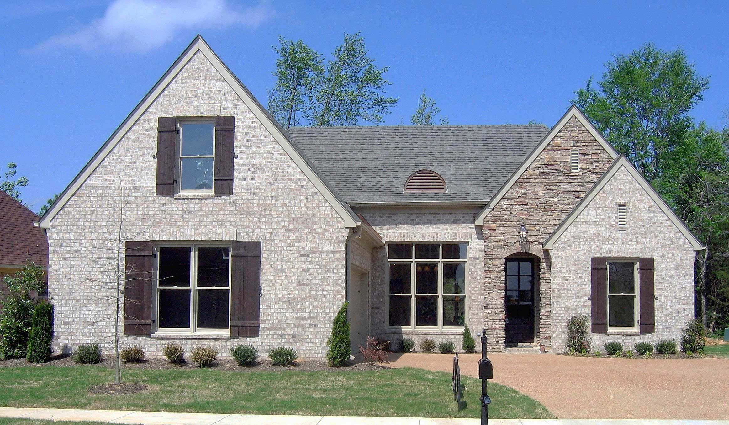 3-Bedroom, 2156 Sq Ft Cape Cod House Plan - 170-1456 - Front Exterior