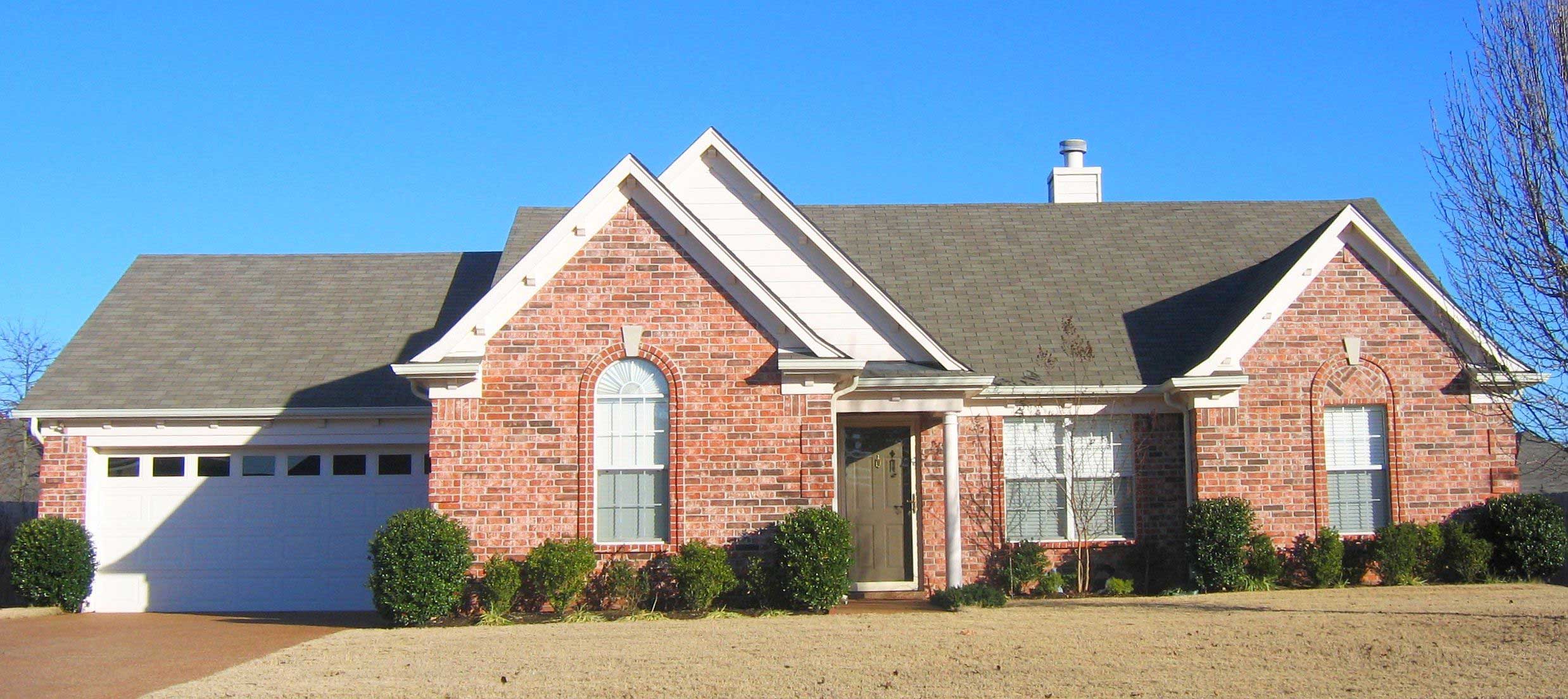 3-Bedroom, 1472 Sq Ft Small House Plans House Plan - 170-1628 - Front Exterior