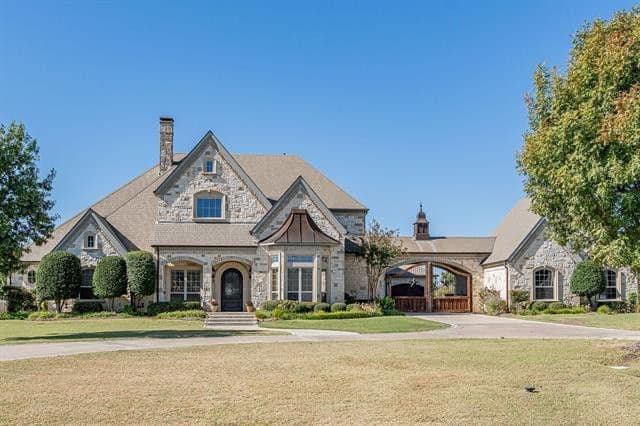 5-Bedroom, 5765 Sq Ft Tudor Home Plan - 195-1125 - Main Exterior