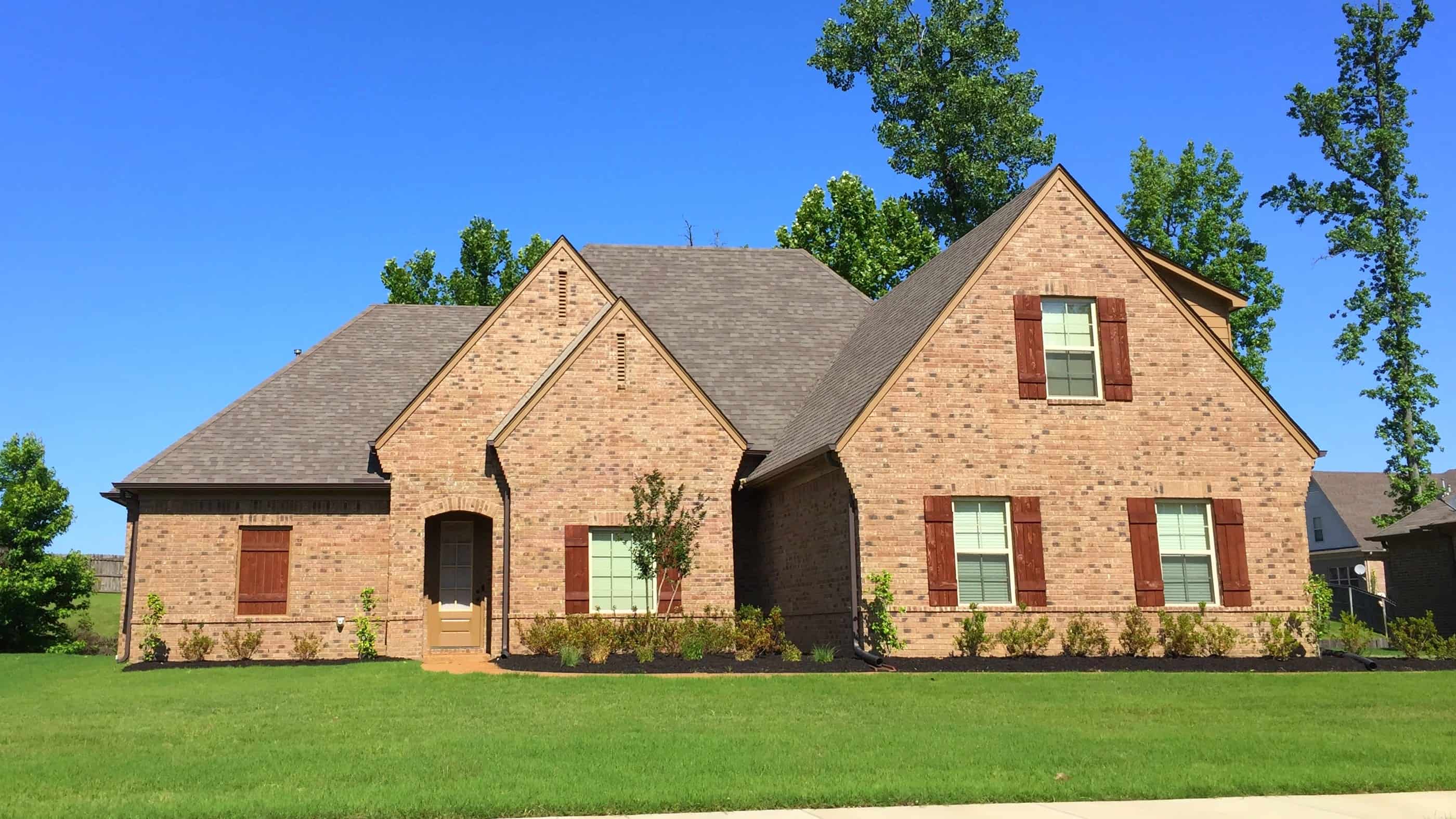 4-Bedroom, 3036 Sq Ft Tudor Home Plan - 196-1143 - Main Exterior