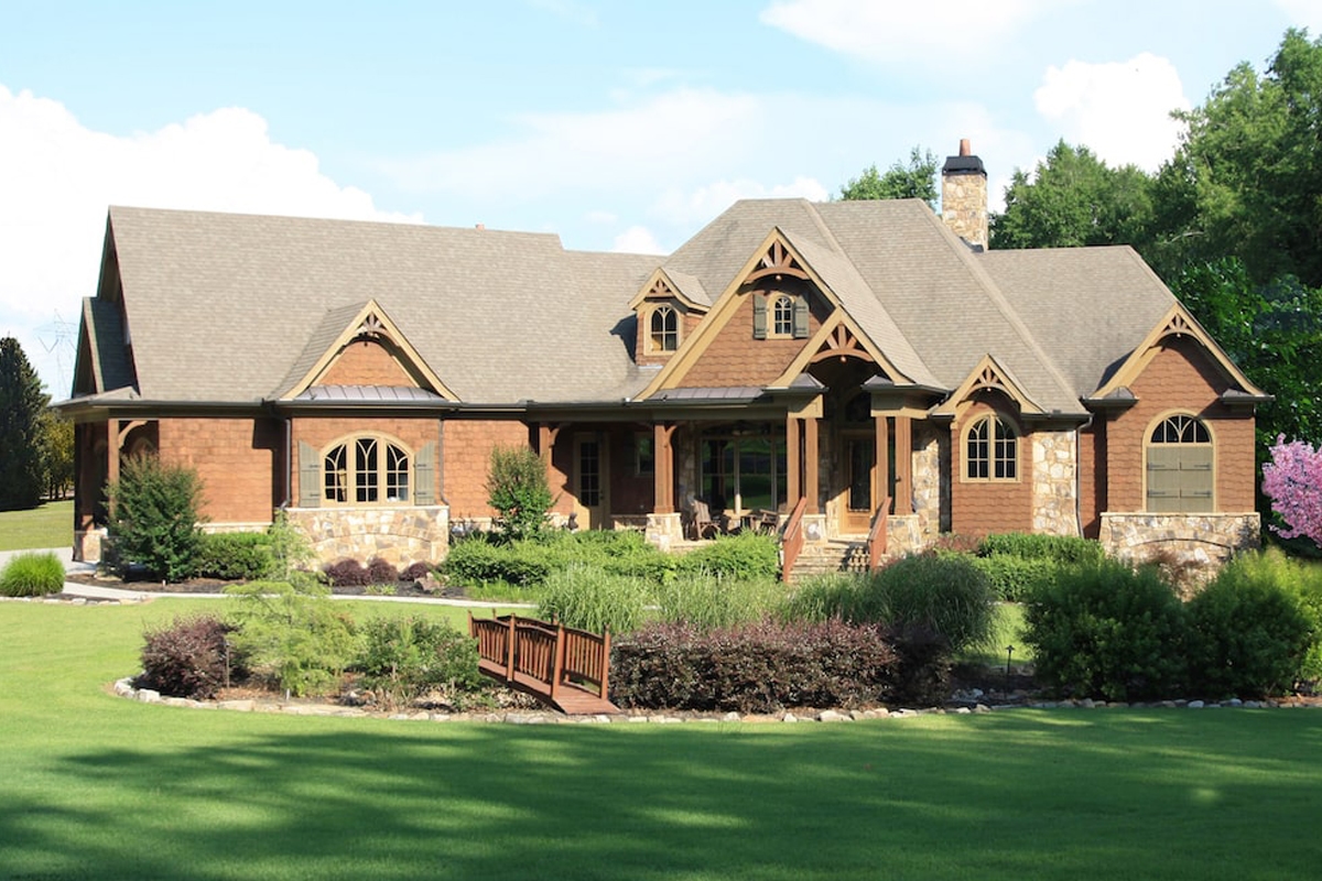 3-Bedroom, 2343 Sq Ft Cottage Home - Plan #198-1080 - Main Exterior