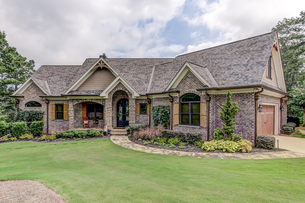 3 - 5-Bedroom, 2806 - 4971 Sq Ft Rustic Home - Plan #198-1094 - Main Exterior