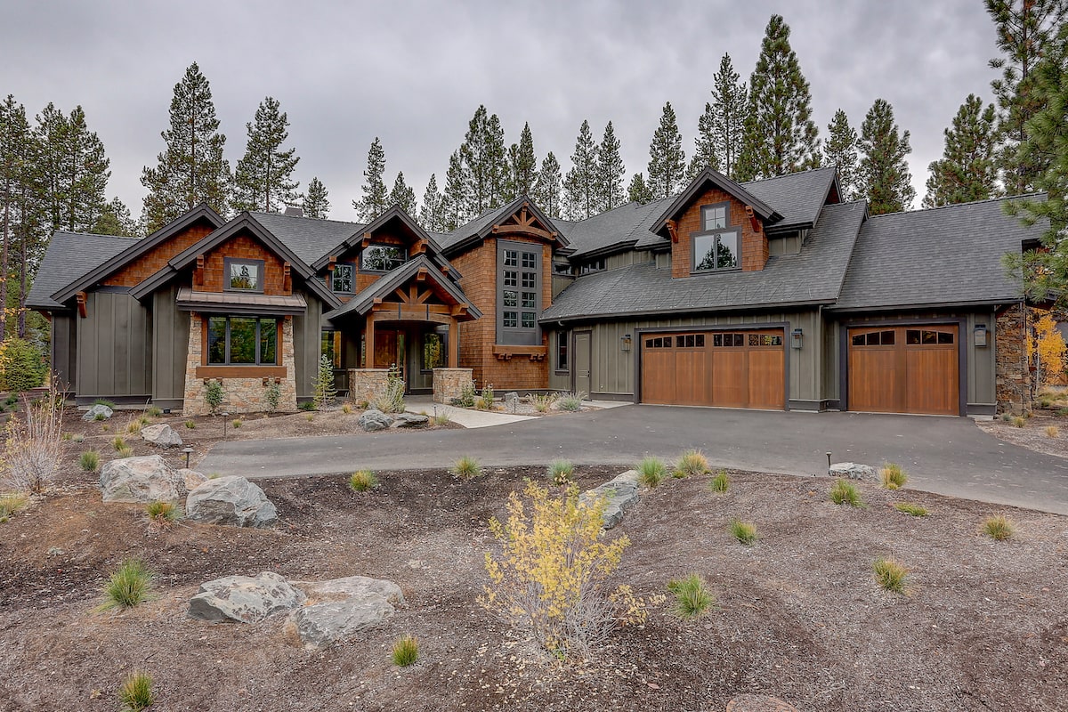 5-Bedroom, 4412 Sq Ft Luxury Mountain Home - Plan #202-1017