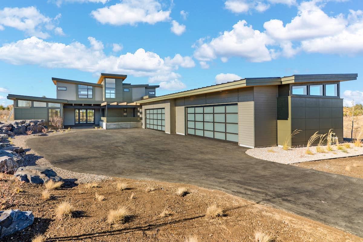 4-Bedroom, 4021 Sq Ft Modern Home - Plan #202-1032 - Main Exterior