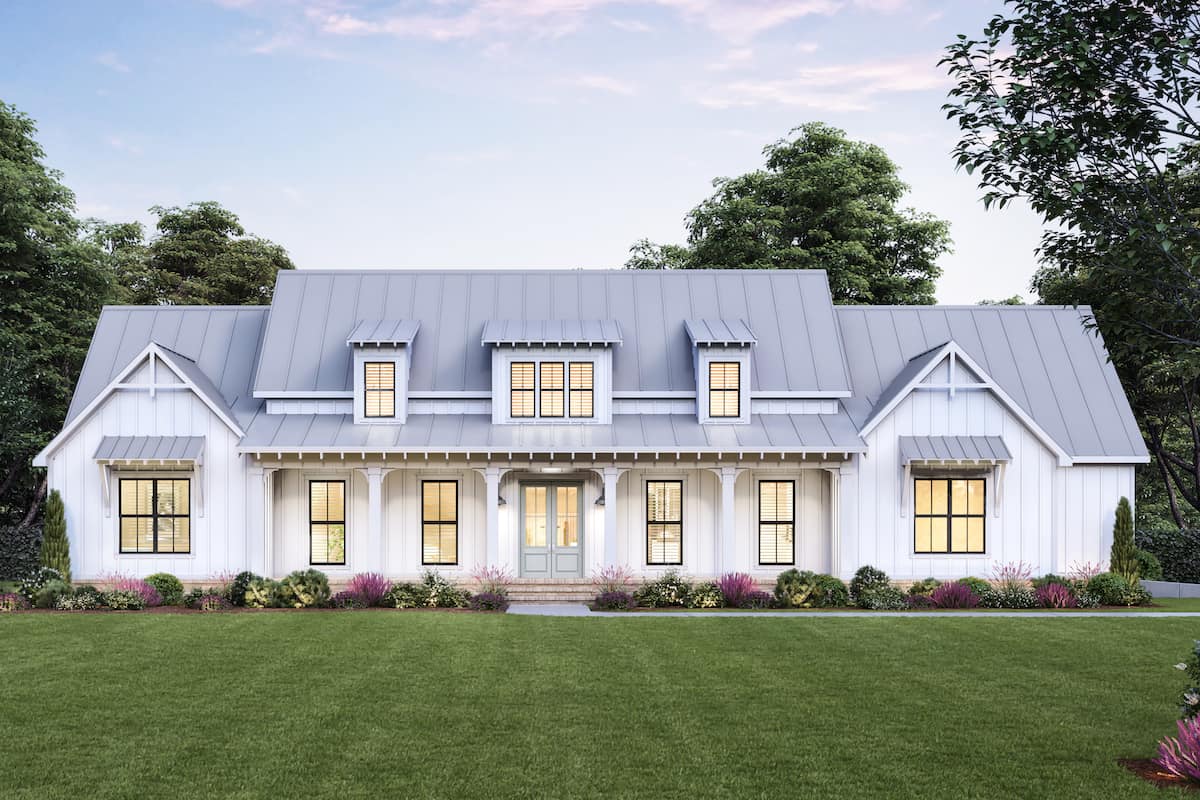 4-Bedroom, 2534 Sq Ft Ranch House - Plan #206-1040 - Front Exterior